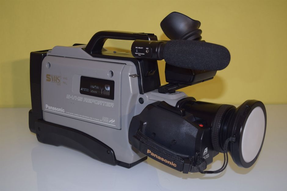 Vintage PANASONIC AG-455 S-VHS Reporter Videocamera (PAL)

Features:

2-Hour S-VHS Camera/Recorder (PAL)
Manual Zoom
12x Power Zoom with Enchanced Manual Zoom Control
VITC Recording with reset
S-VHS Picture and Hi-Fi Stereo Sound System
Super-Low-Light Shooting Capability
Variable Digital Functions-Mix, Tracesr, Still, Strobe, and Wipe
Packed with a wealth of advanced recording and playback fuctions plus versatile special effects
Panasonics high-quality AG-456u S-VHS applications
It has a lightweight body, powerful editing functions, and a 12x Power Zoom that can also be controlled by hand for super-precise

Zooming
When combined with the AG-1970 S-VHS Hi-Fi Video Cassette and the AG-A96 Multi-Event Controller, it forms an economically priced and easy-to-use editing package with the excellent quality of S-VHS and Hi-Fi Stereo Sound
Highly precise VITC editing is also possible when used with the AG-DS840 Editing Recorder and AG-DS840 Player
It’s outstanding ease of use and advanced functions will give you a head start in desktop video and countless other business and

Education applications
Use the the 12x Power Zoom to record to close-ups with a continously variable zoom speed, or zoom in manually for greater creative

Control
The high-performance stereo zoom microphone features three settings Automatic Zoom, Telephoto and Wide Angle-to handle just about any recording situation
S-VHS Picture and Hi-Fi Stereo Sound System
With S-VHS you are assured of high resolution recording and playback and superb color reproduction
Super-Low-Light Shooting
Even in light levels as low as one lux (in Digital Gain Up mode), the Ag-456U delivers clear, distinct images
Convenient Digital Functions
Digital Mix for soft cross-fade between stored still and moving images
Digital Tracer to add an after-image to moving subjects
Digital Still lets you freeze a particular scene for as long as you like, without interupting sound recording
There are also Digital Strobe and digital Wipe for professional effects
Built-in Monitor Speaker
Built-in Monitor Speaker on the left side of the camera lets you monitor sound when shooting or playing back on-location, if required
Built-in VITC Generator with Reset Function
The Built-in VITC (Vertical Interval Time Code) generator gives each frame its own address during shooting
When recording with VITC on an editing system consisting of the AG-DS850 S-VHS Hi-Fi Editing Video Cassette Recorder and the AG-DS40 S-VHS Video Cassette Player, high-precision time code-controlled editing possible
And also VITC can be reset

Other valuable features:

Full Range auto Focus
Audio/Video Fade-In and Fade-Out
Automatic Tracing White Balance system
Program AE (Auto Exposure)
Manual Iris Control
Varariable High-Speed Shutter (1/60-1/8000 sec)
Auto button for temporary auto focus in the manual mode
Sensitivity switch (AGC:+10db,+20db)
Audio out select switch (Hi-Fi/Normal/Mix)
Audio/Video insert editing and audio dubbing capability
Versatile editing facilities with variable terminals

INCLUDED:
AC Adaptor AG-B6HP
Battery Pack AG-BP20P (condition is unknown, no warranty on the battery)
Shoulder Strap
Carrying Case